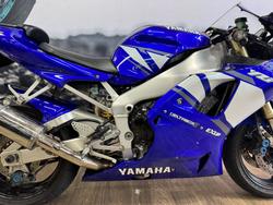 2001 Yamaha YZF-R1 BLUE
