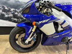 2001 Yamaha YZF-R1 BLUE