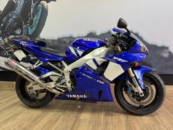 2001 Yamaha YZF-R1 BLUE