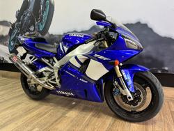 2001 Yamaha YZF-R1 BLUE
