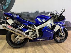2001 Yamaha YZF-R1 BLUE