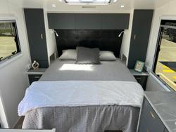 2025 Olympic Javelin X8 18'6''