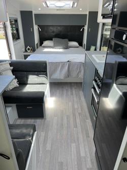 2025 Olympic Javelin X8 18'6''