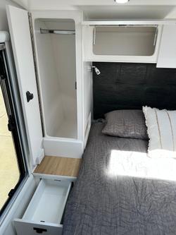 2025 Olympic Javelin X8 21'