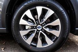 2025 Subaru Outback AWD Touring