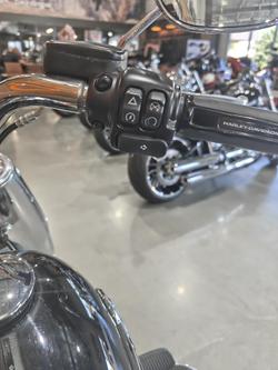 2022 Harley-Davidson Fat Boy 114 (FLFBS) Softail Black