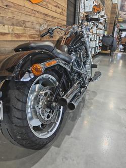 2022 Harley-Davidson Fat Boy 114 (FLFBS) Softail Black