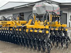 0 SERAFIN ULTISOW NARROW FOLD SINGLE DISC SEEDER NEW YELLOW