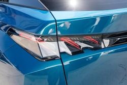 2024 Peugeot 3008 GT Hybrid