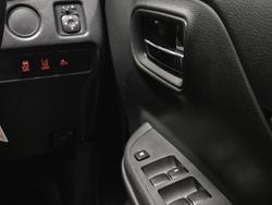 2021 Mitsubishi Triton GLX-R MR MY22 4X4 Dual Range White
