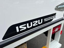 2025 Isuzu N Series NNR 45-150 Vanpack