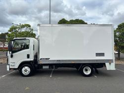 2025 Isuzu N Series NNR 45-150 Vanpack