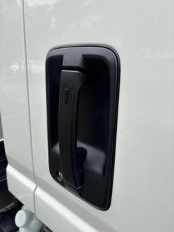 2025 Isuzu N Series NNR 45-150 Vanpack