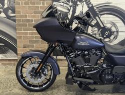 2025 Harley-Davidson Road Glide 3 (FLTRT) Trike Purple