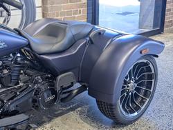 2025 Harley-Davidson Road Glide 3 (FLTRT) Trike Purple