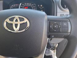 2025 Toyota Landcruiser GXL