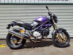 Ducati Monster 750