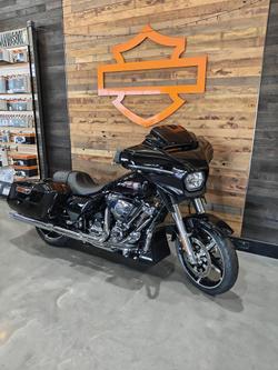 2025 Harley-Davidson Street Glide 117 (FLHX) Touring Black