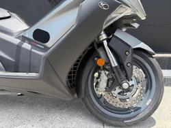 2022 Kymco AK 550 AK Silver