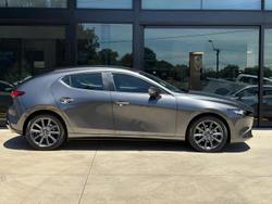 2025 Mazda 3 G20 Evolve