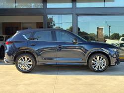 2025 Mazda CX-5 G35 Akera