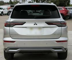 2025 Mitsubishi Outlander Aspire