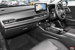 2025 Mitsubishi Outlander ES