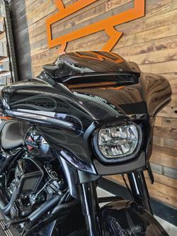 2025 Harley-Davidson Street Glide 117 (FLHX) Touring