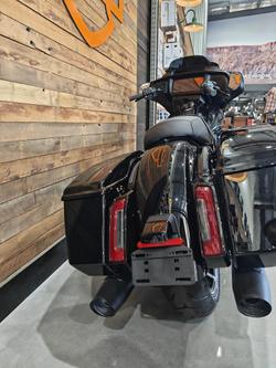 2025 Harley-Davidson Street Glide 117 (FLHX) Touring