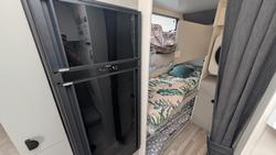 2025 Traveller Track 20' Bunk