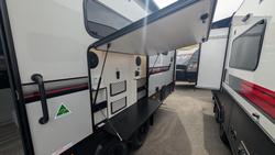2025 Traveller Track 20' Bunk