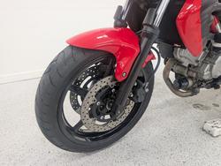 2009 Suzuki SFV650 GLADIUS Red