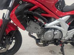 2009 Suzuki SFV650 GLADIUS Red