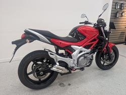 2009 Suzuki SFV650 GLADIUS Red