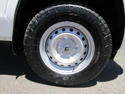 2025 Mitsubishi Triton GLX