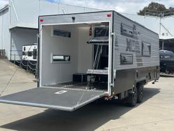 2025 New Age Caravans Xu22bcmy20