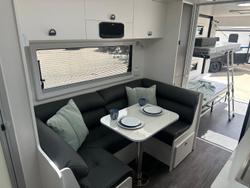 2025 New Age Caravans Xu22bcmy20