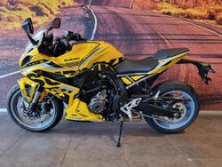 2025 Suzuki GSX-8R GSX-R Yellow