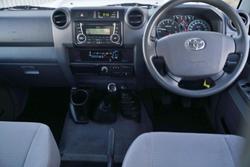 2020 Toyota Landcruiser GXL