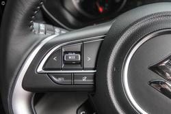 2025 Suzuki Swift Hybrid Plus