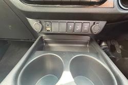 2019 Toyota Hilux SR5