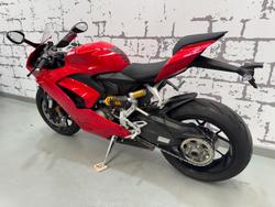 2022 Ducati Panigale V2 Panigale Red