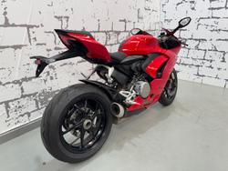 2022 Ducati Panigale V2 Panigale Red