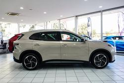 2025 MG MGS5 EV Essence 49