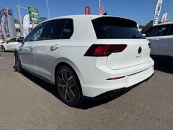 2025 Volkswagen Golf 110TSI R-Line