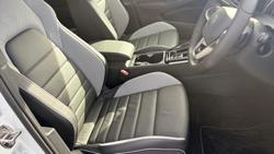 2025 Volkswagen Golf 110TSI R-Line