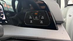 2025 Volkswagen Golf 110TSI R-Line