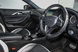 2016 INFINITI Q30 Sport Premium