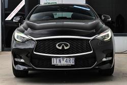 2016 INFINITI Q30 Sport Premium