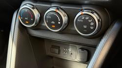 2025 Mazda 2 G15 Evolve